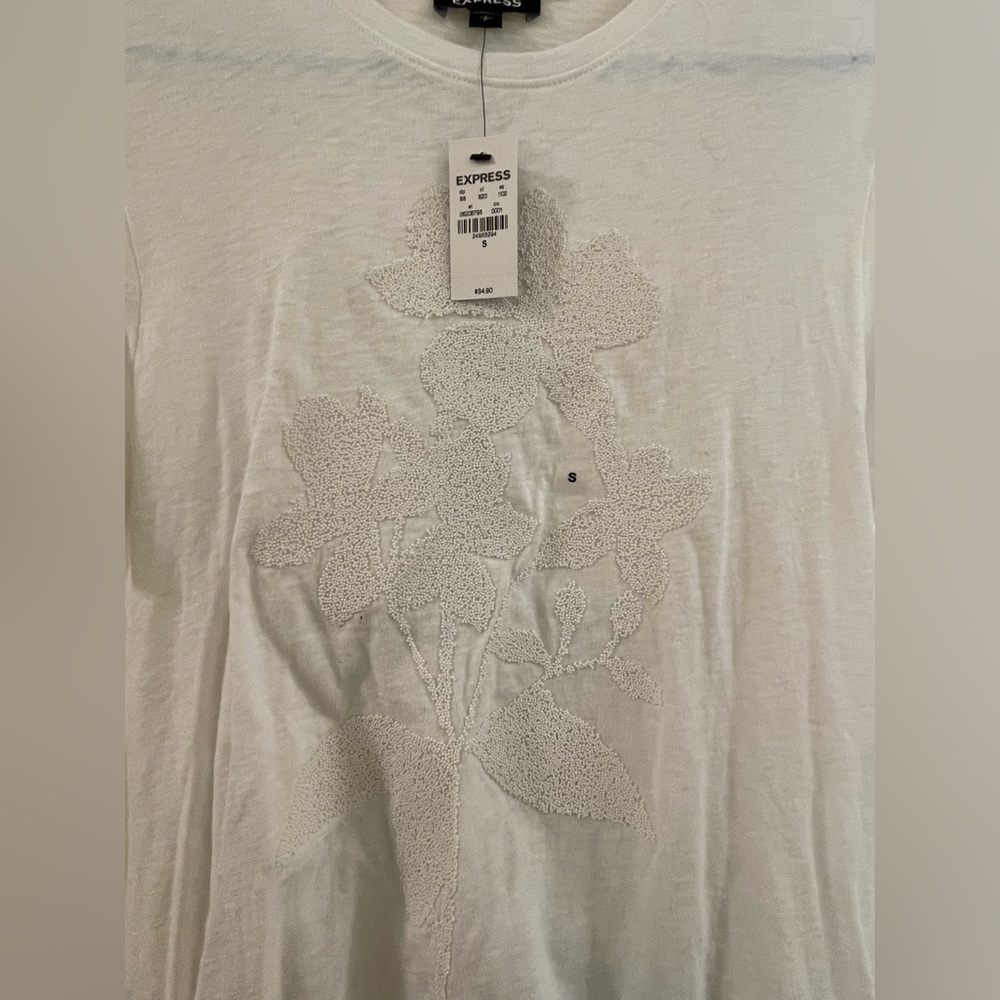 Brand new express tee